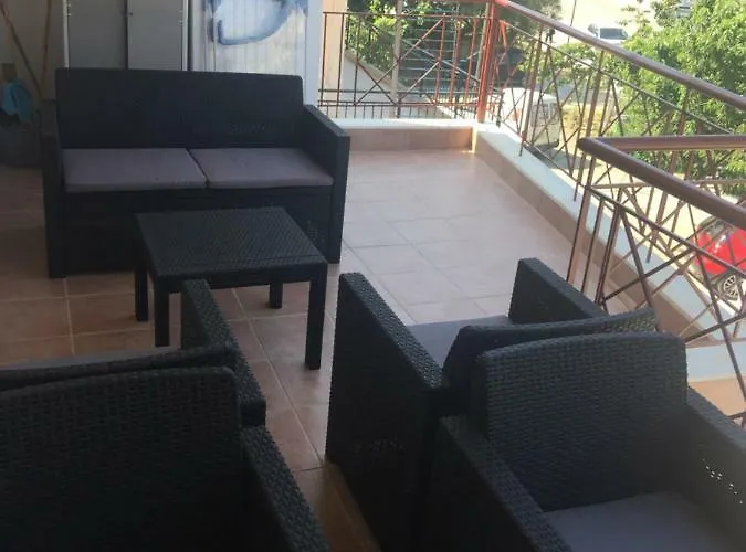 Dimis And Efis 1 Apartment